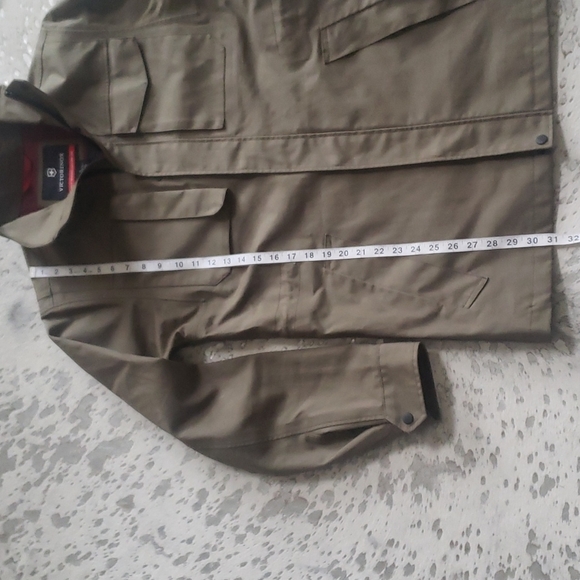 Victorinox Utility Charmotane Jacket Army Green SzS - Picture 5 of 12